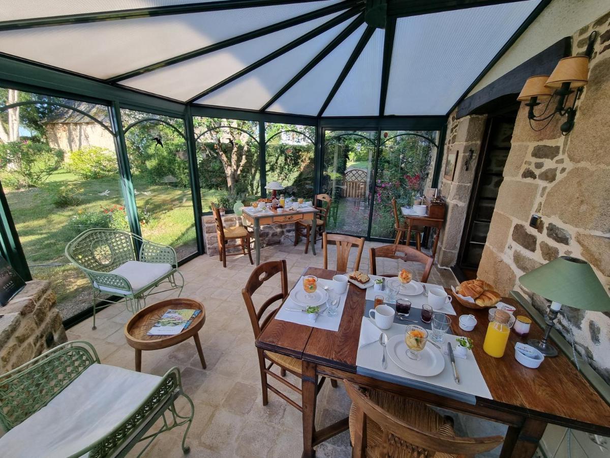 Les Berges De La Planchette Acomodação com café da manhã Yvignac-la-Tour Exterior foto